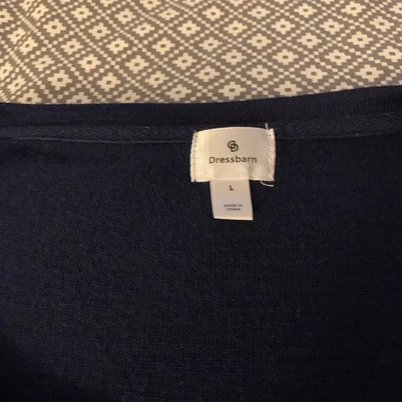Dress Barn navy blue short sleeve sweater. Size Large. - Picture 4 of 6